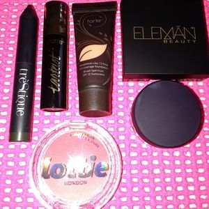 Makeup bundle